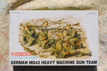 images/productimages/small/GERMAN MG42 HEAVY MACHINE GUN TEAM Dragon 6064 voor.jpg